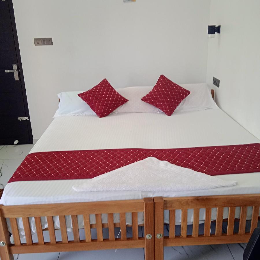 Enocean Homestay Черай Бийч Екстериор снимка