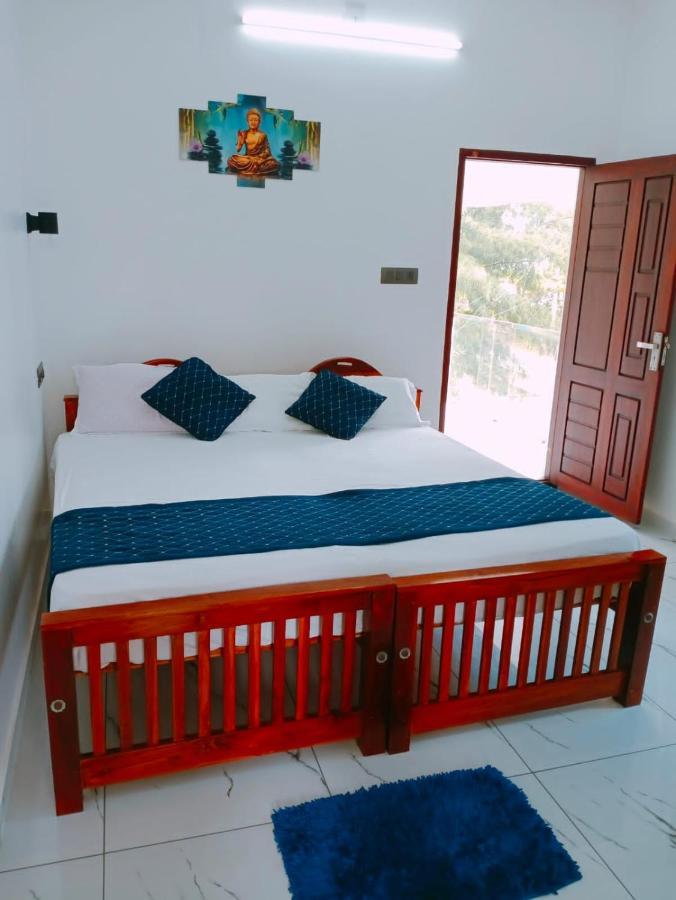 Enocean Homestay Черай Бийч Екстериор снимка