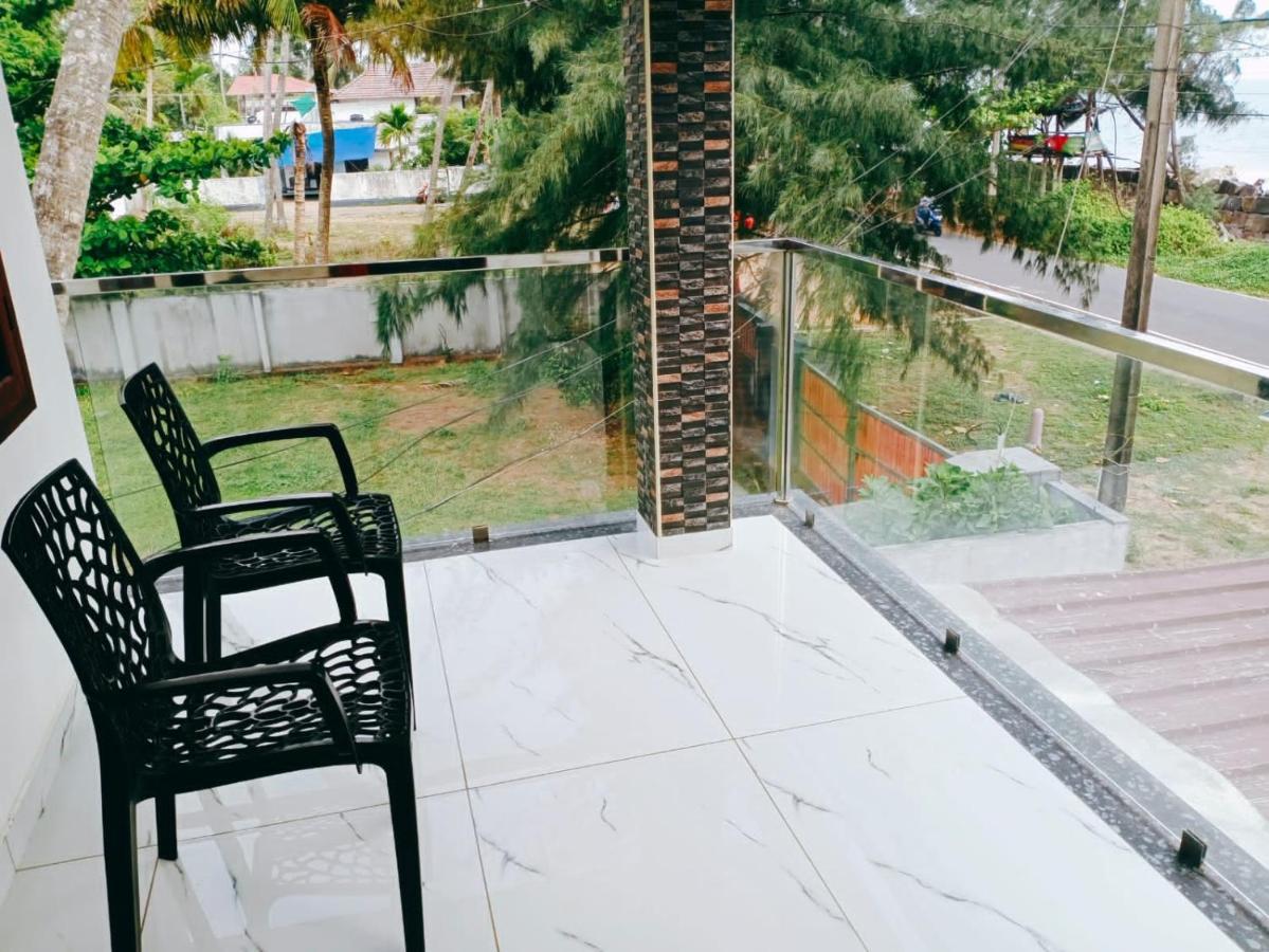 Enocean Homestay Черай Бийч Екстериор снимка