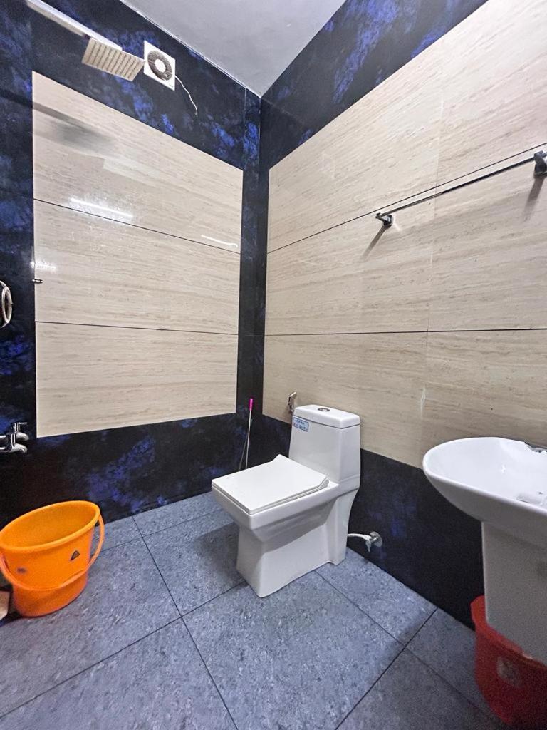 Enocean Homestay Черай Бийч Екстериор снимка