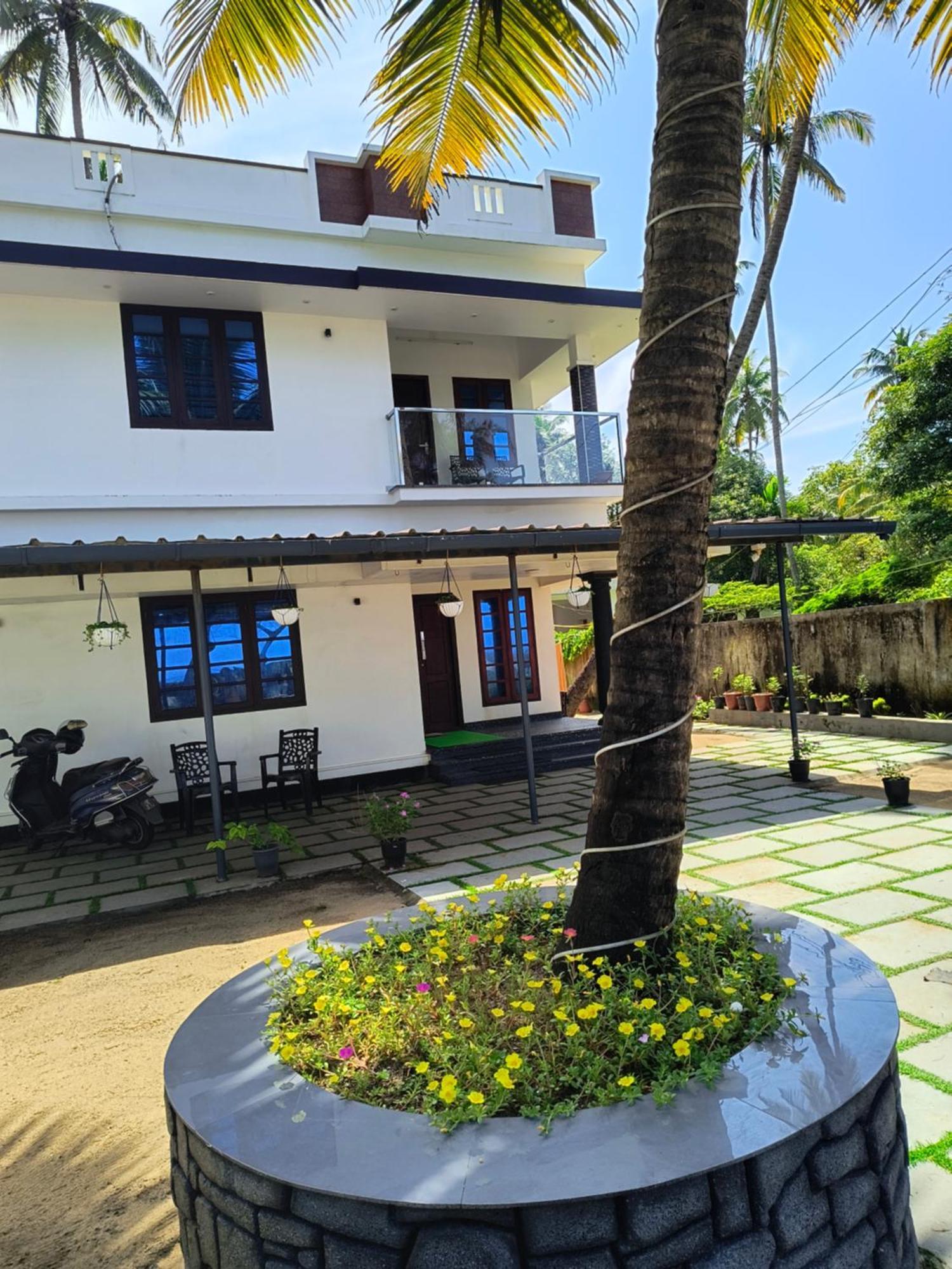 Enocean Homestay Черай Бийч Екстериор снимка